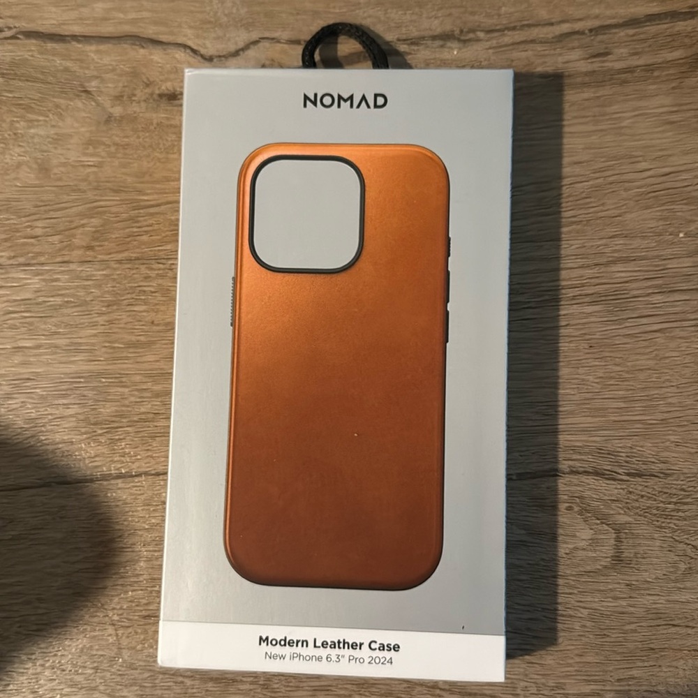 NWT iPhone 16 Pro Leather Case